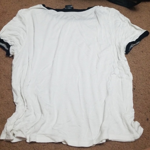 rue 21 t shirt size large (runs small) - Picture 3 of 3